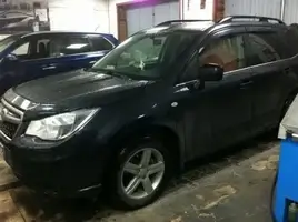 SUBARU FORESTER 2012